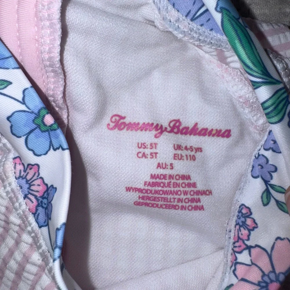 Tommy Bahama Girls 5T Pink Seersucker Stripe Long Sleeve Rash Guard Swimsuit